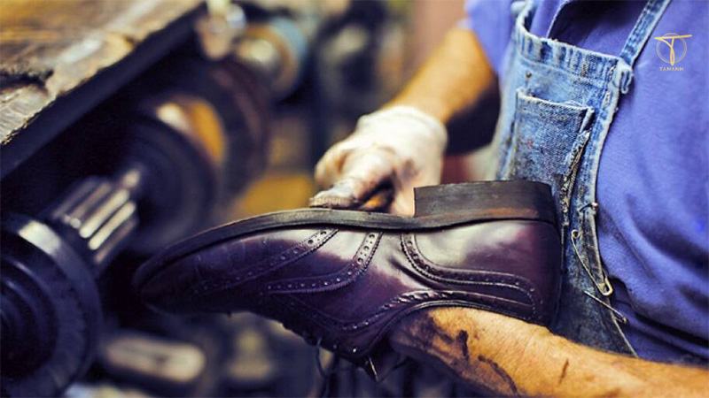 Cách khắc phục sửa giày bị hở keo nhanh chóng tại nhà